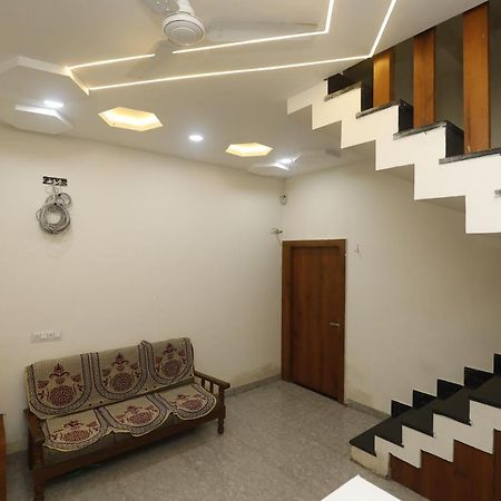 אויאיין Hotel Garima מראה חיצוני תמונה
