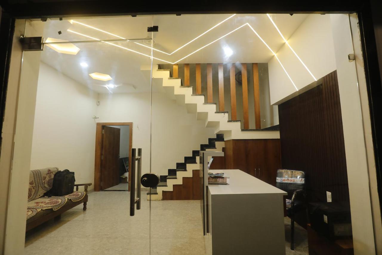 אויאיין Hotel Garima מראה חיצוני תמונה