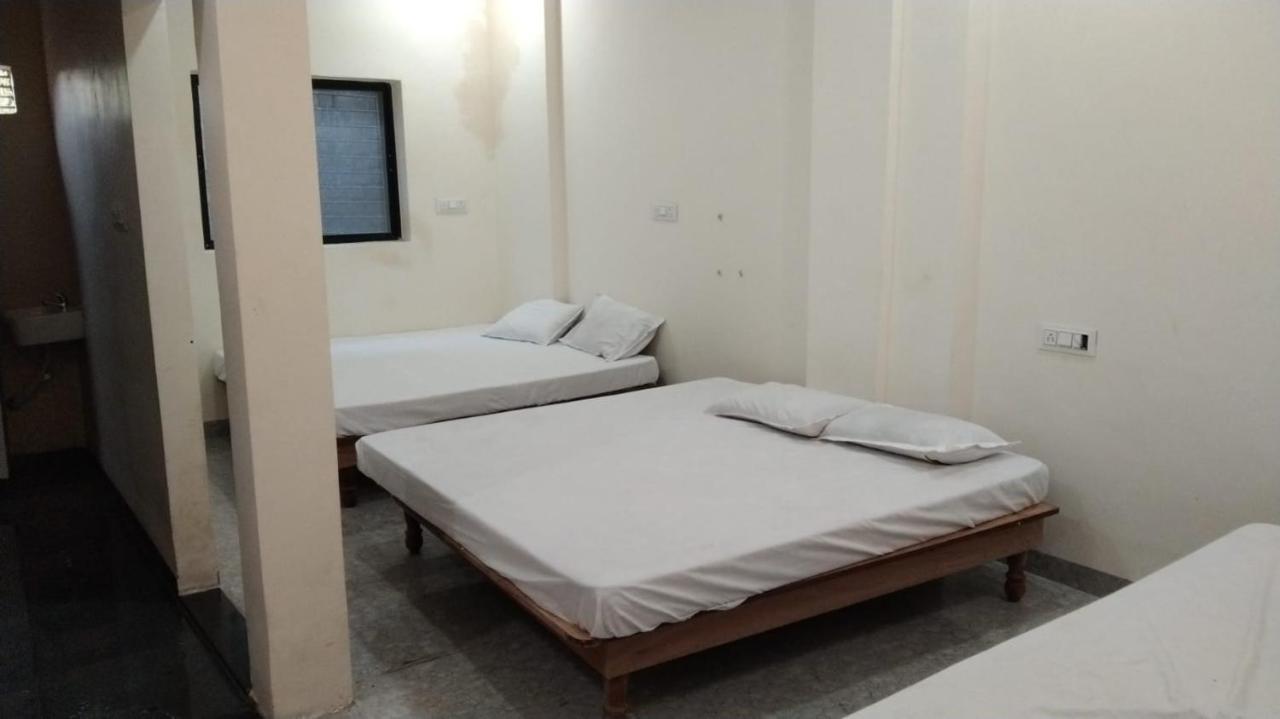 אויאיין Hotel Garima מראה חיצוני תמונה