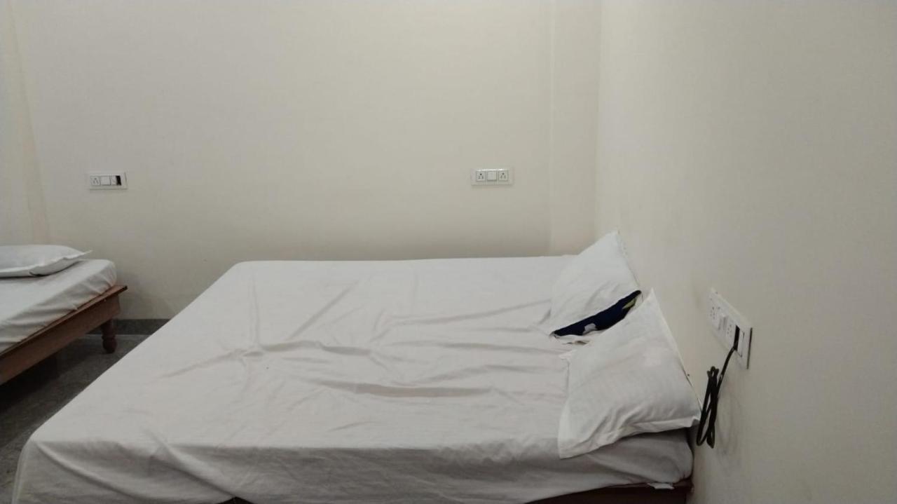 אויאיין Hotel Garima מראה חיצוני תמונה